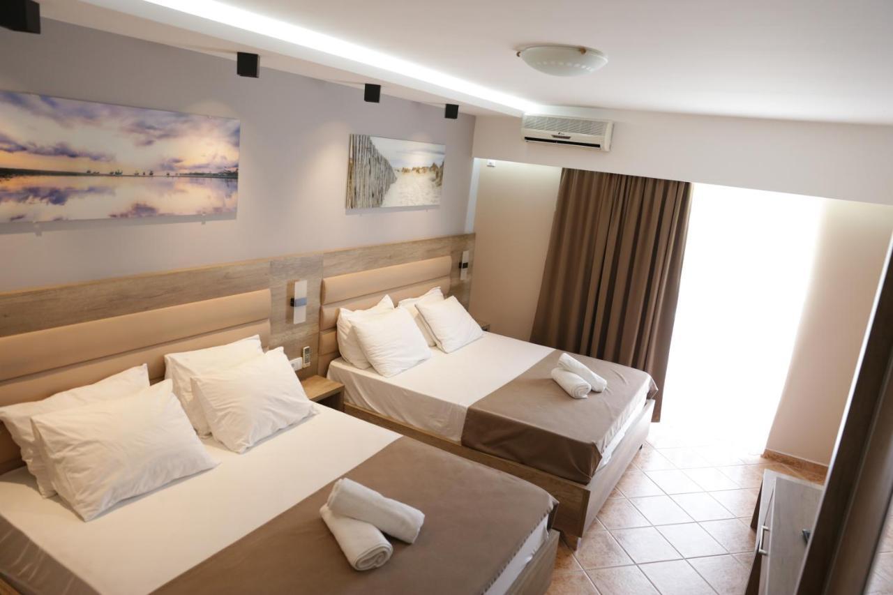 Hotel Comfort Ulcinj Bagian luar foto
